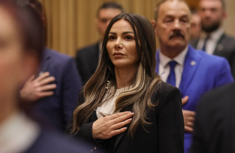 Senatoarea Valentina Aldea (POT) agresată cu bară metalică într-o parcare din București